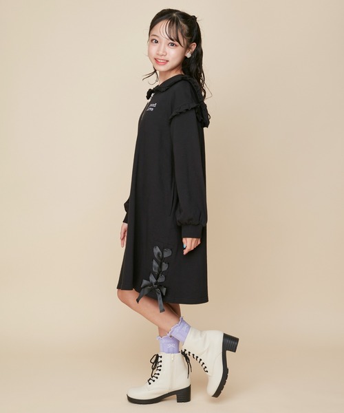 JENNI love(ジェニィラブ)の「【コットン100%】すそレースアップセーラーワンピ(ワンピース・キッズ・ブラック/ラベンダー・130cm/140cm/160cm/150cm)」の8枚目の写真