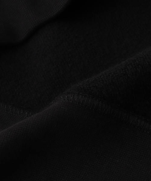 C.P. COMPANY(シーピーカンパニー)の「【C.P. Company / シーピーカンパニー】CREW NECK BRSD EMRZD DGNL FLEECE(スウェット・メンズ・ブラック・SMALL/MEDIUM)」の10枚目の写真