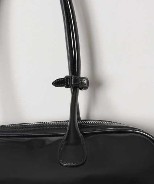 JEANASIS（ジーナシス）の「フェイクレザーボーリングBAG/207394（ボストンバッグ・レディース・グレー/ブラック/ボルドー・FREE）」の11枚目の写真