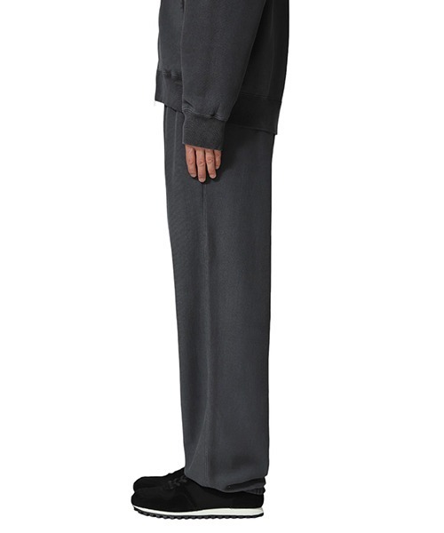 GOLD（ゴールド）の「東洋エンタープライズ GOLD / ゴールド：LOOPWHEEL SWEAT EASY PANTS PIGMENT DYED：24B-GL42476[MUS]（スウェットパンツ・メンズ・ブラック・M/S）」の8枚目の写真