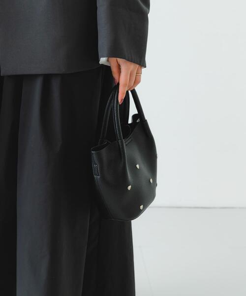 RODE SKO(ロデスコ)の「ハートスタッズショルダーバッグ(ショルダーバッグ・レディース・ブラック/グレー系その他/グレー・ONE)」の10枚目の写真