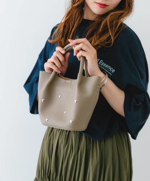 RODE SKO(ロデスコ)の「ハートスタッズショルダーバッグ(ショルダーバッグ・レディース・ブラック/グレー系その他/グレー・ONE)」の21枚目の写真