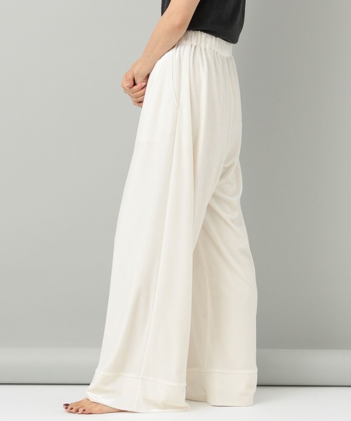 e/rm（イーアールエム）の「【e/rm】トリアセベロアイージパンツ（その他パンツ・レディース・アイボリー/ブラック・FREE）」の5枚目の写真