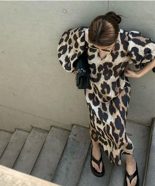 Ritomo De Ricco(リトモ・デ・リコ)の「Ritomo湘南スタイル レオパードシルクタッチワンピース(ワンピース・レディース・レオパード・FREE)」の11枚目の写真