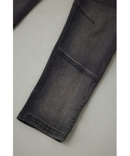 AZUL by moussy（アズールバイマウジー）の「AZUL DENIM ファティーグジョグ（デニムパンツ・メンズ・ブラック/ブルー・MEDIUM/LARGE）」の7枚目の写真
