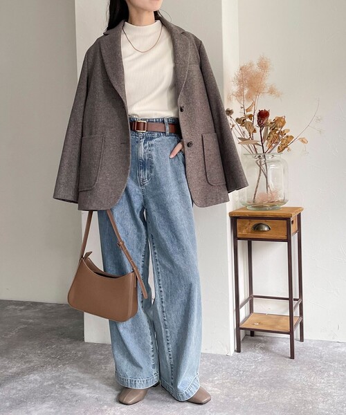 fredy emue（フレディエミュ）の「袖口パールリブモックネックプルオーバー（その他トップス・レディース・ブラック/オフホワイト/キャメル/ライトグレー・38）」の5枚目の写真