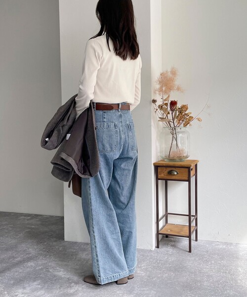 fredy emue（フレディエミュ）の「袖口パールリブモックネックプルオーバー（その他トップス・レディース・ブラック/オフホワイト/キャメル/ライトグレー・38）」の16枚目の写真