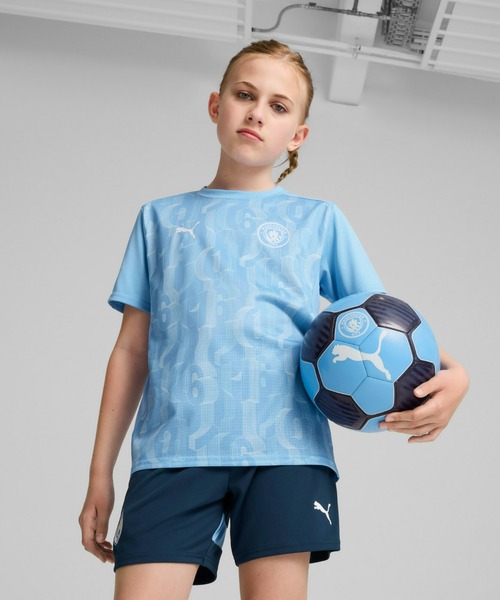 【セール】PUMA プーマ キッズ サッカー マンチェスターシティ FC 2024-25 プレマッチ 半袖 シャツ 116-164cm（Tシャツ/カットソー）｜PUMA（プーマ）