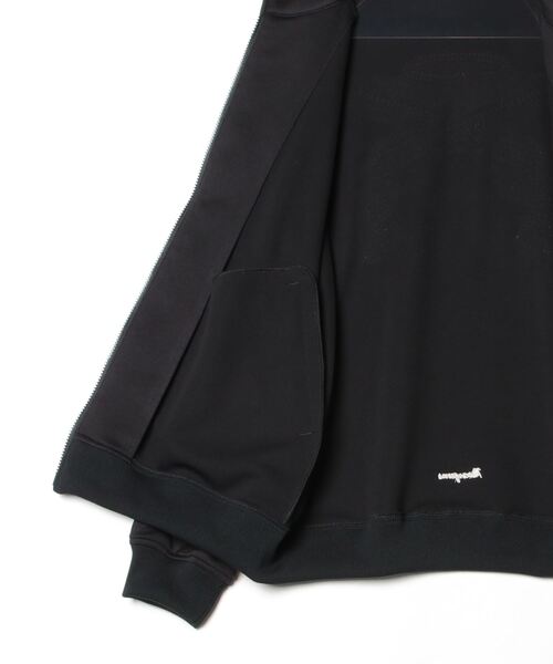 roarguns（ロアーガンズ）の「EMBLEM TRACK JACKET ANGEL CROSSGUN（ジャージ・メンズ・ブラック・3）」の7枚目の写真
