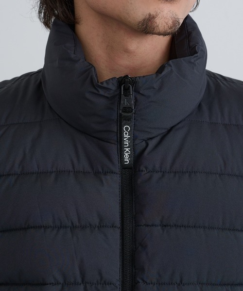 Calvin Klein(カルバン・クライン)の「【Calvin Klein】CM355480 Stretch Puffer Vest(ダウンベスト・メンズ・ブラック/ダークグレー・M/L/XL/S)」の18枚目の写真