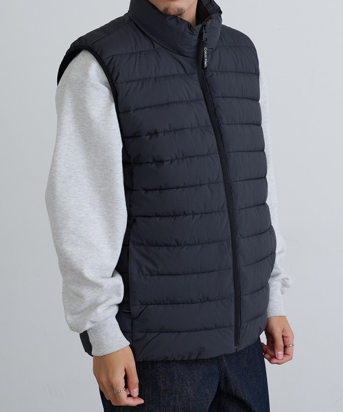 Calvin Klein(カルバン・クライン)の「【Calvin Klein】CM355480 Stretch Puffer Vest(ダウンベスト・メンズ・ブラック/ダークグレー・M/L/XL/S)」の12枚目の写真