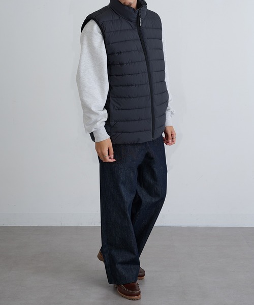 Calvin Klein(カルバン・クライン)の「【Calvin Klein】CM355480 Stretch Puffer Vest(ダウンベスト・メンズ・ブラック/ダークグレー・M/L/XL/S)」の17枚目の写真