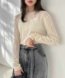 Freesia by andme（フリージアバイアンドミー）の「ニュアンスウェーブ刺繍シアー2wayトップス（Tシャツ/カットソー）」