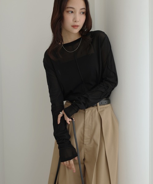 Freesia by andme(フリージアバイアンドミー)の「ニュアンスウェーブ刺繍シアー2wayトップス(Tシャツ/カットソー・レディース・チャコールグレー/アイボリー/ブラック・FREE)」の6枚目の写真
