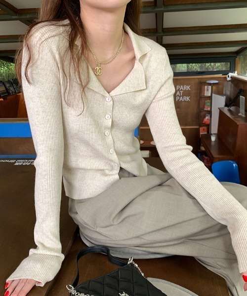 SHEPP(シープ)の「襟付きニットカーデ(ニット/セーター・レディース・グレー/アイボリー/ベージュ・F)」の19枚目の写真