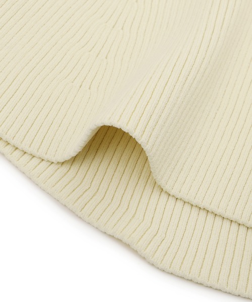 ADAM ET ROPE'（アダムエロペ）の「【再入荷】・【サステナブル】ペプラムコンビニットプルオーバー（ニット/セーター・レディース・オフホワイト/ブラック・FREE）」の11枚目の写真