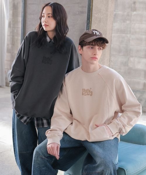 PBLIM(ページボーイリム)の「《UNISEX》プックリロゴスウェット(スウェット・レディース・アイボリー/パープル/スミクロ/ブルー・MEDIUM/LARGE)」の6枚目の写真