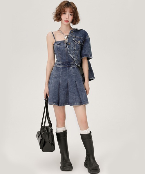 c.u.l(シーユーエル)の「プリーツ デニム キャミソールミニワンピース GH25s012 【Girlyhalo】(ワンピース・レディース・ブルー・L/M/S)」の2枚目の写真