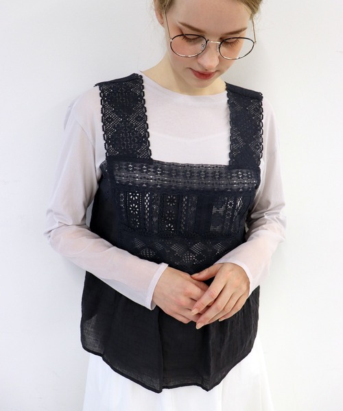 haupia(ハウピア)の「引き合うのは記憶をつなぎ合わせるから【ブラウス】(シャツ/ブラウス・レディース・オフホワイト/チャコールグレー・MEDIUM)」の13枚目の写真