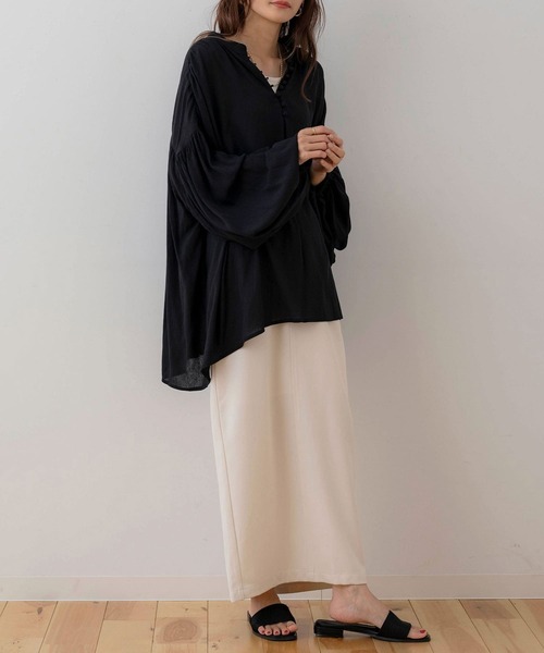 NOAHL（ノアル）の「【NOAHL】くるみボタン楊柳ボリュームブラウス（シャツ/ブラウス・レディース・アイボリー/ブラック・FREE）」の13枚目の写真