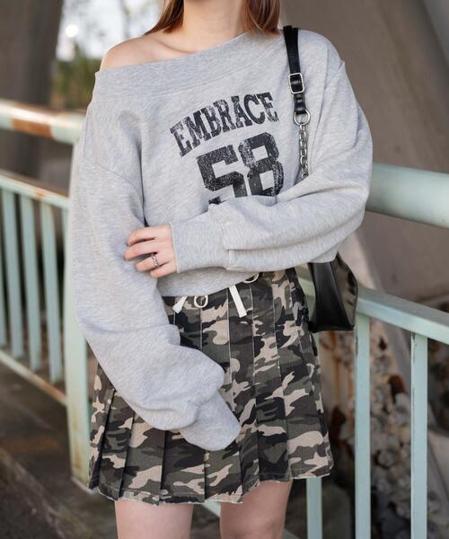 WEGO（ウィゴー）の「WEGO/オフショルショートスウェット（スウェット・レディース・ホワイト/杢グレー・FREE）」の2枚目の写真