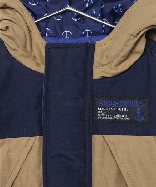 RUGGEDWORKS（ラゲッドワークス）の「マウンテンジャケット(80～140㎝)（マウンテンパーカー・キッズ・ブルー/サンドベージュ/レッド/ネイビー・80ｃｍ/140cm/110cm/120cm/90cm/130cm/100cm）」の6枚目の写真
