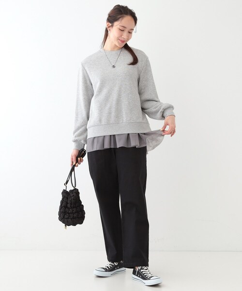 SHOO・LA・RUE(シューラルー)の「◆【洗える/S-LL】一枚でサマ見え 裾チュールレイヤードスウェット(Tシャツ/カットソー・レディース・グレー/チャコールグレー/グリーン系・01/02/03/04)」の10枚目の写真