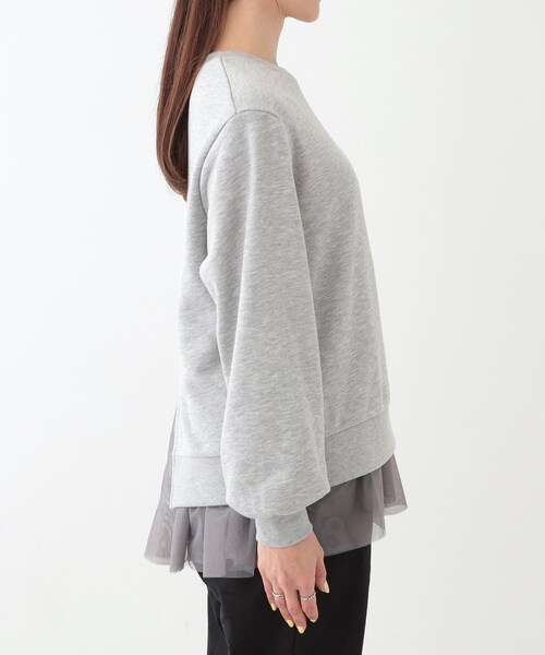 SHOO・LA・RUE(シューラルー)の「◆【洗える/S-LL】一枚でサマ見え 裾チュールレイヤードスウェット(Tシャツ/カットソー・レディース・グレー/チャコールグレー/グリーン系・01/02/03/04)」の6枚目の写真