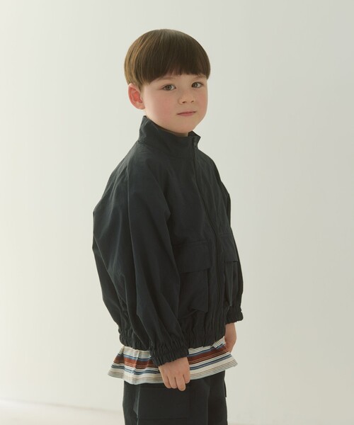 green label relaxing(グリーンレーベルリラクシング)の「シャカシャカ ブルゾン / キッズ 100cm-130cm - 撥水・UVカット -(ブルゾン・キッズ・ライトグレー/ネイビー・130cm/100cm/110cm/120cm)」の3枚目の写真