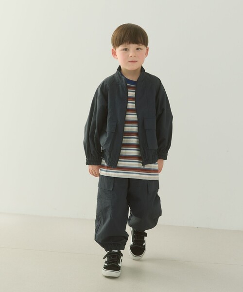 green label relaxing(グリーンレーベルリラクシング)の「シャカシャカ ブルゾン / キッズ 100cm-130cm - 撥水・UVカット -(ブルゾン・キッズ・ライトグレー/ネイビー・130cm/100cm/110cm/120cm)」の4枚目の写真