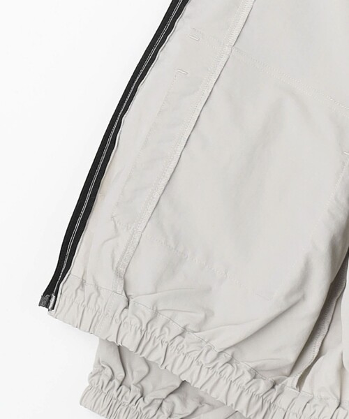 green label relaxing(グリーンレーベルリラクシング)の「シャカシャカ ブルゾン / キッズ 100cm-130cm - 撥水・UVカット -(ブルゾン・キッズ・ライトグレー/ネイビー・130cm/100cm/110cm/120cm)」の9枚目の写真