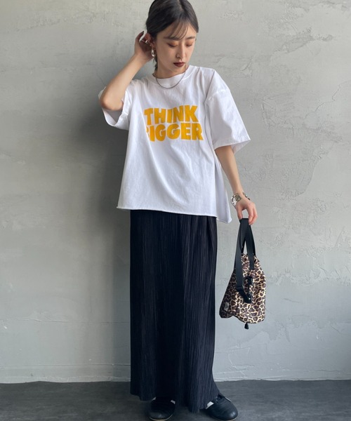 FUNG（ファング）の「[FUNG/ファング] THINK BIGGER カットオフプリントTシャツ（Tシャツ/カットソー・レディース・ホワイト・M）」の4枚目の写真