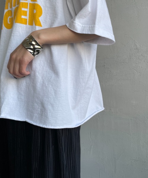 FUNG（ファング）の「[FUNG/ファング] THINK BIGGER カットオフプリントTシャツ（Tシャツ/カットソー・レディース・ホワイト・M）」の19枚目の写真