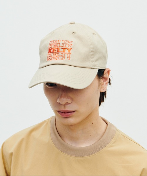 KELTY(ケルティ)の「エンブロイダリー タイポロゴ キャップ(キャップ・レディース・ブラック/ネイビー/ベージュ/グレー/ホワイト・FREE)」の5枚目の写真