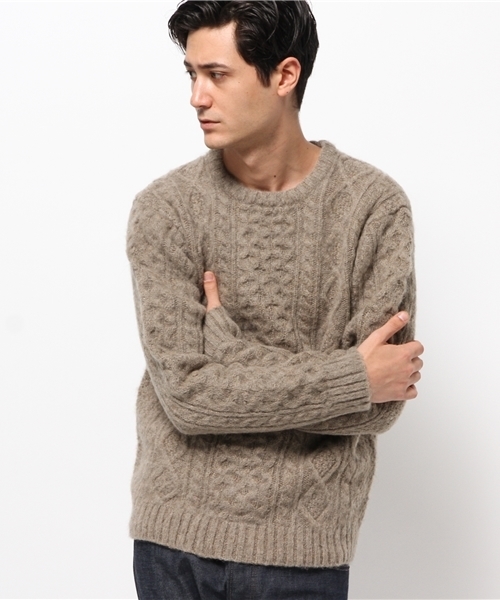 WHO'S WHO gallery(フーズフーギャラリー)の「【BOYMAN】シェットランドケーブルクルーニット(ニット/セーター・メンズ・ネイビー/アイボリー/オリーブ/ベージュ/グレー・MEDIUM/LARGE)」の4枚目の写真