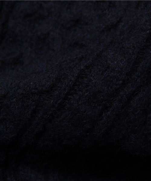 WHO'S WHO gallery(フーズフーギャラリー)の「【BOYMAN】シェットランドケーブルクルーニット(ニット/セーター・メンズ・ネイビー/アイボリー/オリーブ/ベージュ/グレー・MEDIUM/LARGE)」の10枚目の写真