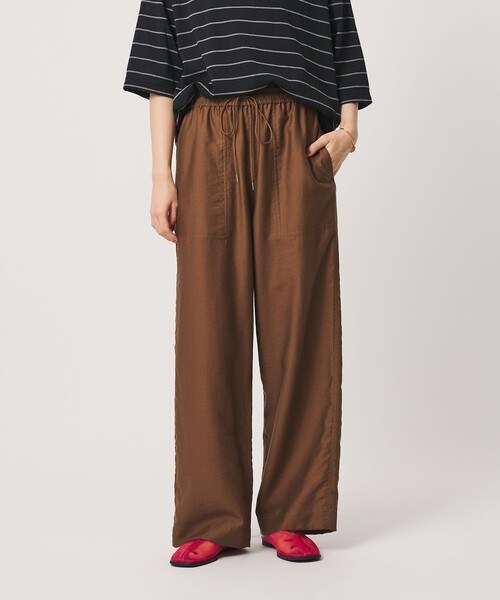 BEAUTY&YOUTH UNITED ARROWS（ビューティーアンドユースユナイテッドアローズ）の「ツイルパッチポケットイージーパンツ ウォッシャブル（その他パンツ・レディース・ライム/ダークグレー/モカ/ブラック/コバルトブルー/ネイビー/ライトブルー/ベージュ/ブラウン系・XS/S/M/L）」の19枚目の写真