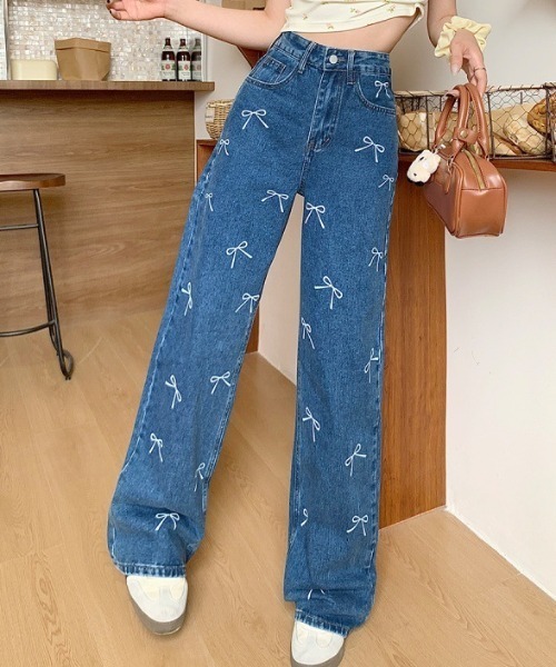 paravion（パラビオン）の「リボンプリントデニム（デニムパンツ・レディース・ブルー・S/M/L）」の4枚目の写真