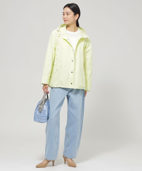 EVEX by KRIZIA(エヴェックスバイクリツィア)の「【ウォッシャブル】【はっ水】ライトタフタフーデッドブルゾン(ブルゾン・レディース・ベージュ/イエロー/ダークネイビー・40)」の7枚目の写真