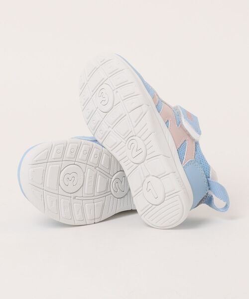 IFME（イフミー）の「【IFME】 キッズスニーカー（スニーカー・キッズ・ネイビー/レッド/マルチ/ピンク/サックスブルー/ホワイト/ブラック・15.0cm/15.5cm/16.0cm/16.5cm/17.0cm/17.5cm/18.0cm）」の9枚目の写真