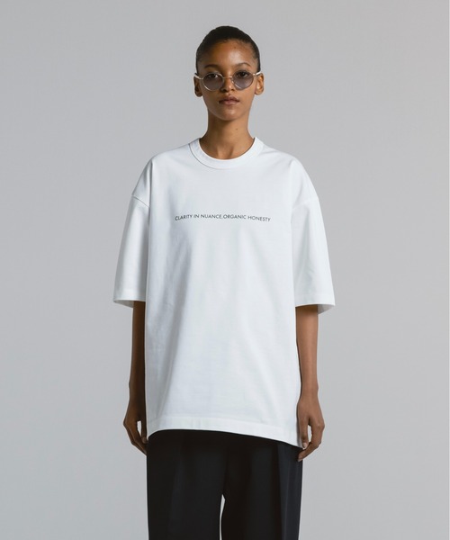 CINOH(チノ)の「プリントTシャツ(Tシャツ/カットソー・レディース・ホワイト・1/2/3)」の2枚目の写真