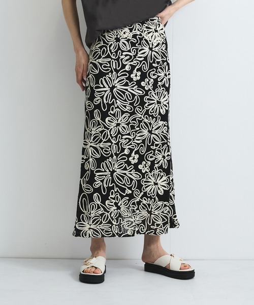 VICKY（ビッキー）の「コードエンブロイダリーIラインスカート（スカート・レディース・ブラック系その他/オフホワイト・M/L）」の14枚目の写真