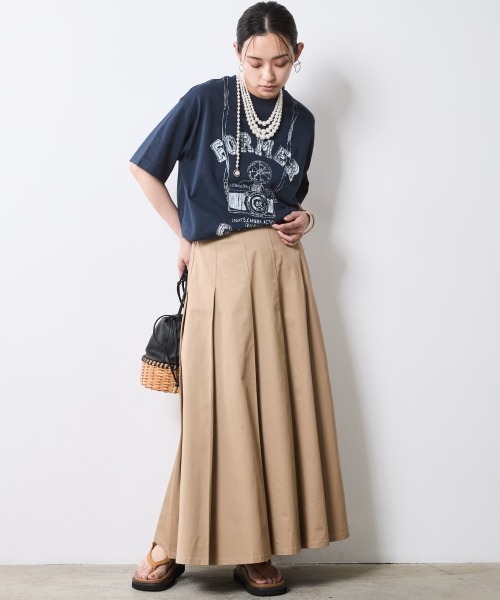 CHIC STYLE(シックスタイル)の「タックロングスカート<大きいサイズ有>シックスタイル(スカート・レディース・モカ/ブラック・L/M/5L/4L/3L/LL)」の18枚目の写真