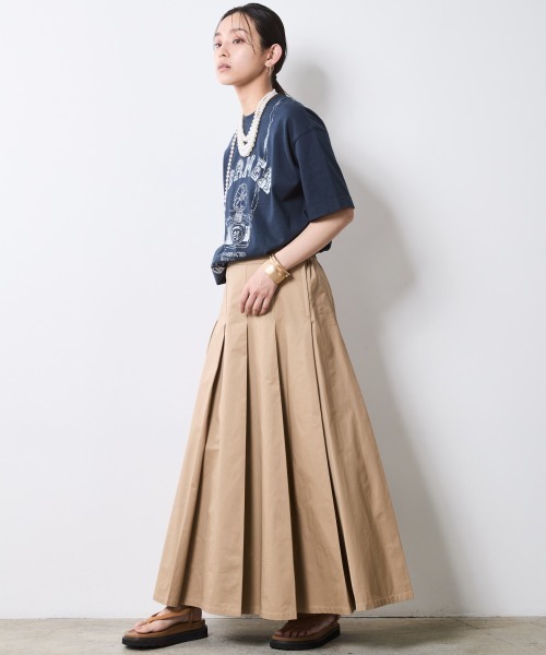 CHIC STYLE(シックスタイル)の「タックロングスカート<大きいサイズ有>シックスタイル(スカート・レディース・モカ/ブラック・L/M/5L/4L/3L/LL)」の19枚目の写真