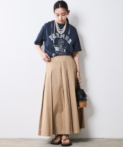 CHIC STYLE(シックスタイル)の「タックロングスカート<大きいサイズ有>シックスタイル(スカート・レディース・モカ/ブラック・L/M/5L/4L/3L/LL)」の21枚目の写真