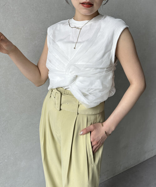 Thevon（ゼボン）の「ツイストチュールドッキングノースリプルオーバー（Tシャツ/カットソー・レディース・オフホワイト/ブラック/グレイッシュベージュ/ホワイト・FREE）」の9枚目の写真