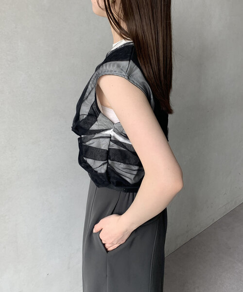 Thevon（ゼボン）の「ツイストチュールドッキングノースリプルオーバー（Tシャツ/カットソー・レディース・オフホワイト/ブラック/グレイッシュベージュ/ホワイト・FREE）」の16枚目の写真