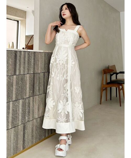 MERCURYDUO(マーキュリーデュオ)の「【追加生産/新色追加】カットワークレースキャミワンピース(ワンピース・レディース・オフホワイト/ブラック・SMALL/MEDIUM)」の6枚目の写真