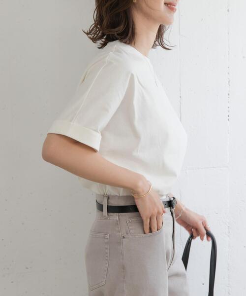 URBAN RESEARCH DOORS（アーバンリサーチドアーズ）の「『UR TECH』コットンロールスリーブプルオーバー（Tシャツ/カットソー・レディース・イエロー/ホワイト系その他/オフホワイト/ブルー・MEDIUM）」の6枚目の写真