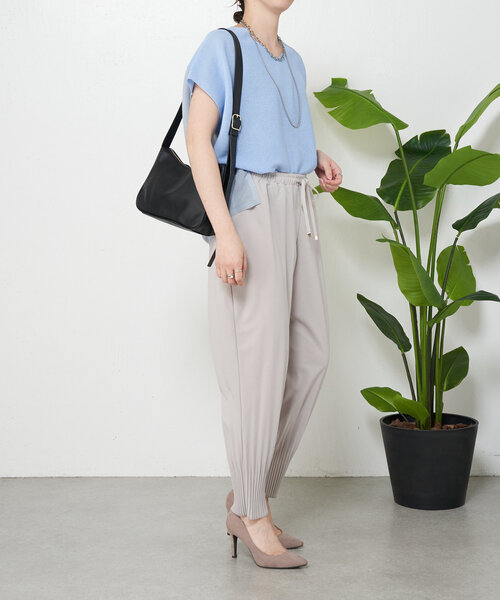 Jena espace merveilleux（ジェナ　エスパスメルヴェイユ）の「裾プリーツジョガーパンツ（その他パンツ・レディース・グレー/ブラック・FREE）」の17枚目の写真